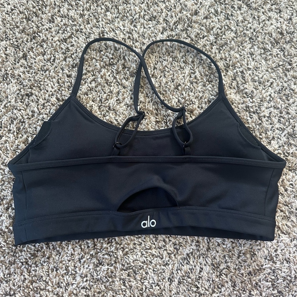 Alo Yoga Intrigue Bra - Picture 2 of 5
